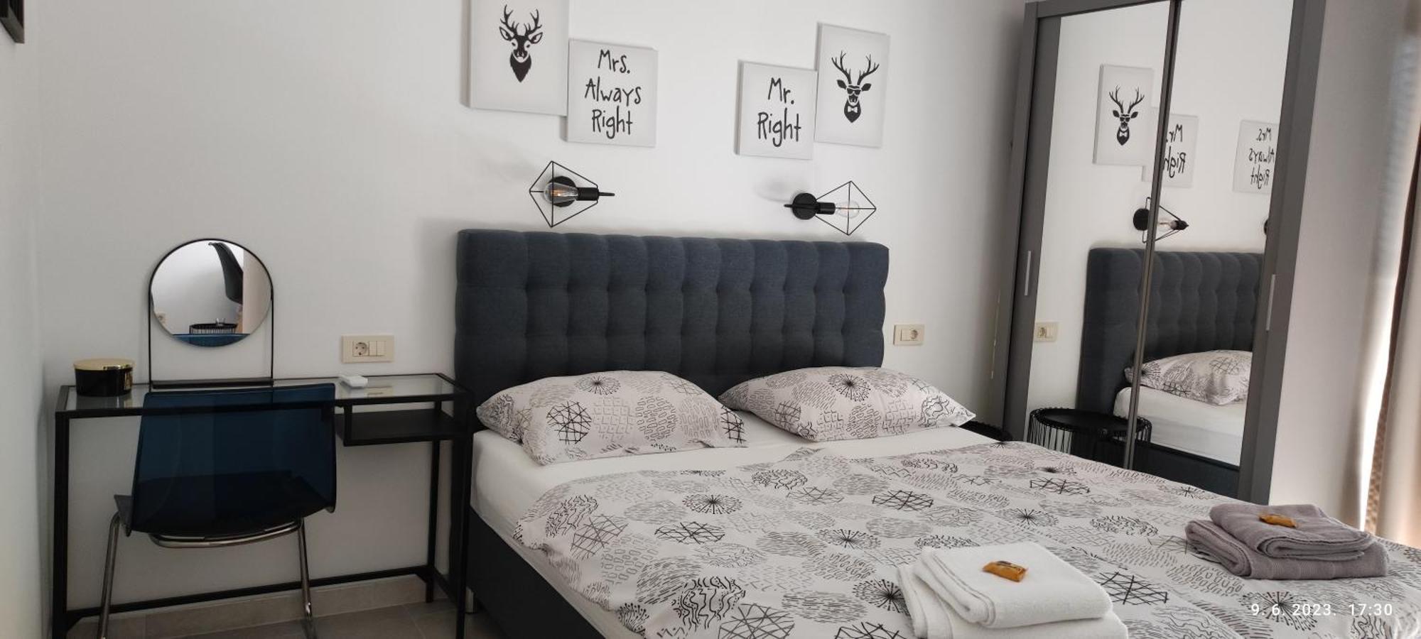 Riviera Rooms And Apartments Palit ภายนอก รูปภาพ