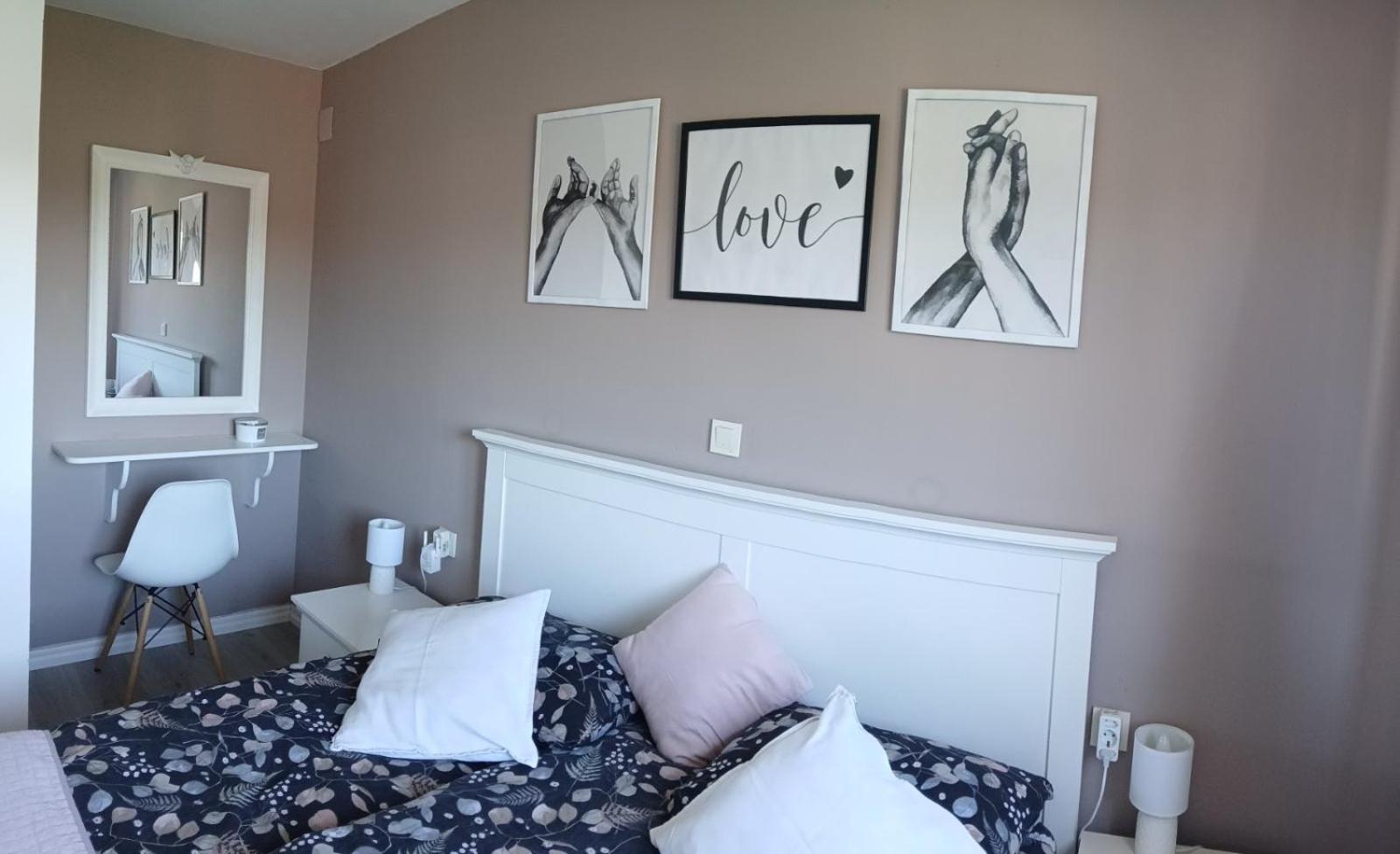 Riviera Rooms And Apartments Palit ภายนอก รูปภาพ